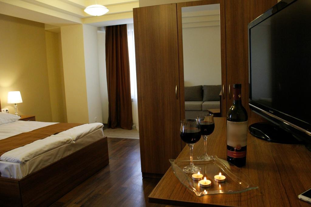 5Th Floor Guest House Yerevan Exterior photo